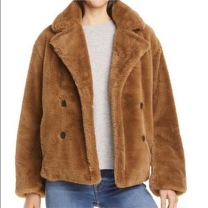✨Vince✨Faux Fur Double Breasted Coat